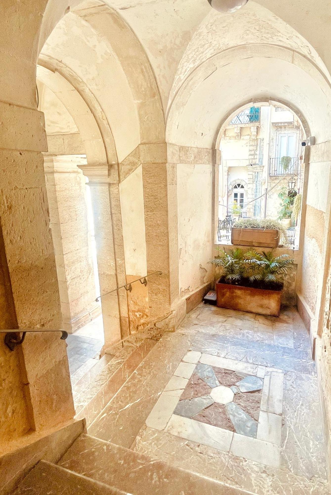 Loggiato Verga Luxury By Bed&bros Appartement